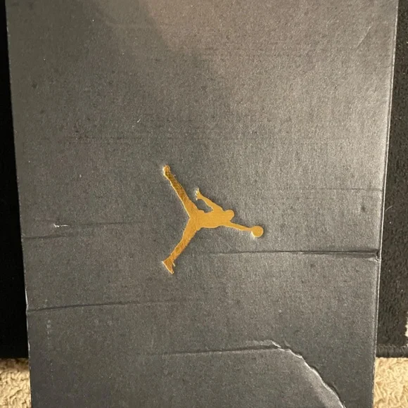 Air Jordan 1 Mid ‘Smoke Grey